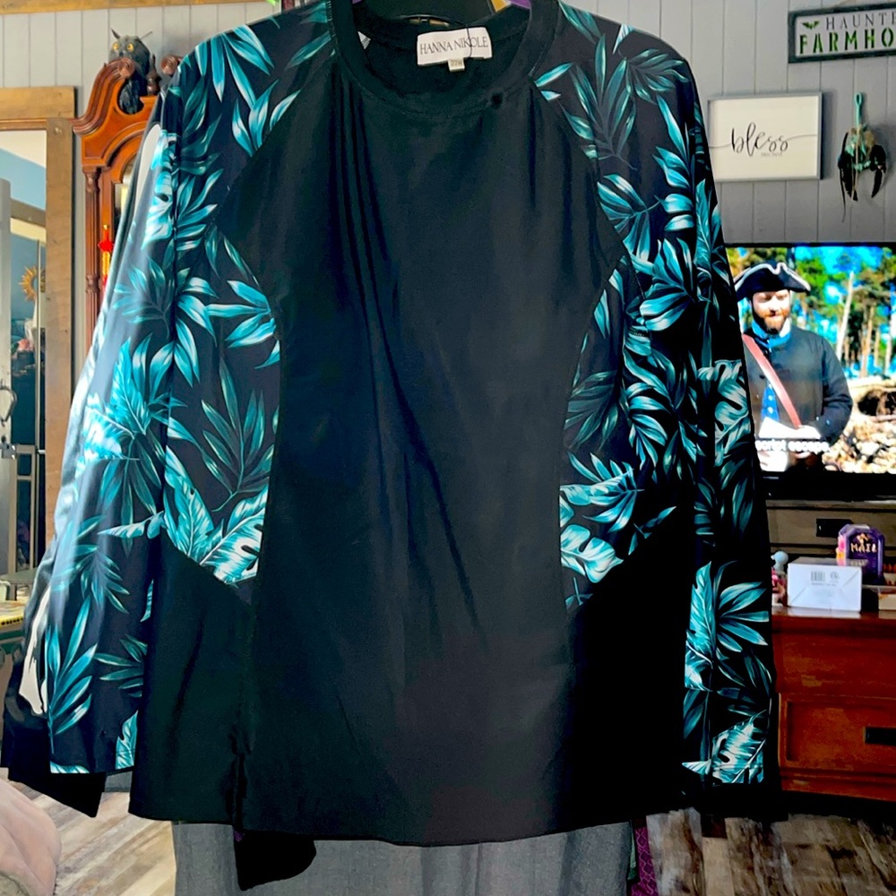 Bathing suit long sleeves sz 22W